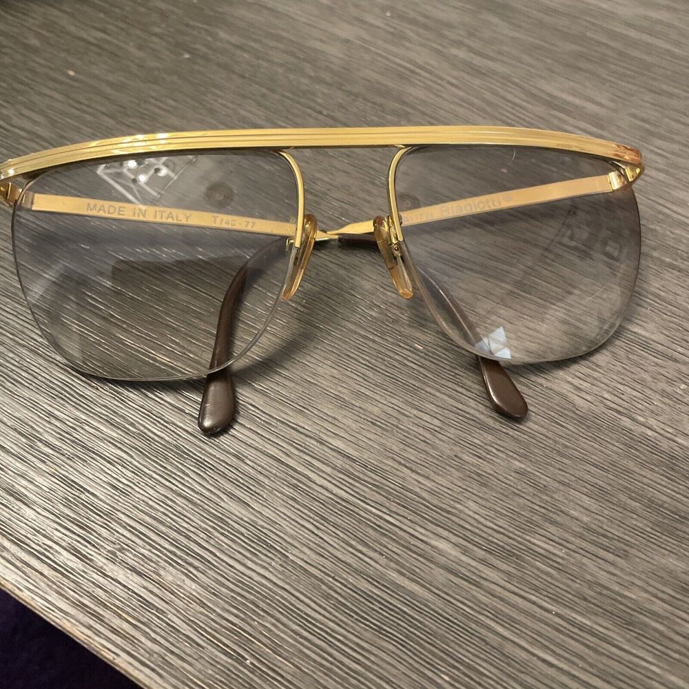 Vintage Laura Biagiotti Obsolete-Italy T140-77 Oversized Aviator Eyeglasses Gold
